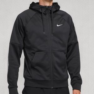 Nike Men’s Therma Full Zip Hooded Jacket. New With Tags. Black. Large Tall.